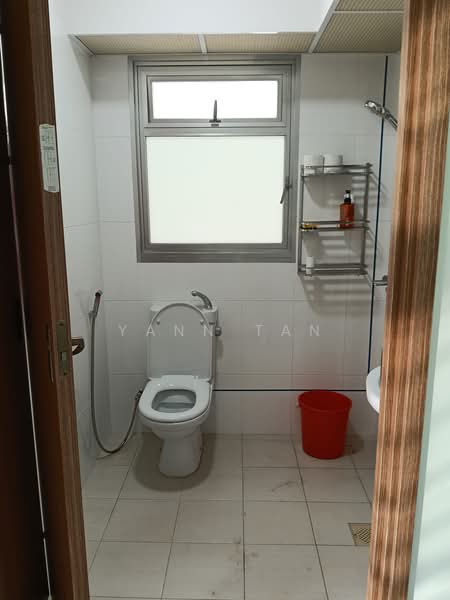 405B Northshore Drive, 405B Northshore Drive, 1 Bedroom, 505 sqft, HDB Flat For Rent, by Yann Tan, 500242249 - Bathroom - PropertyGuru.com.sg