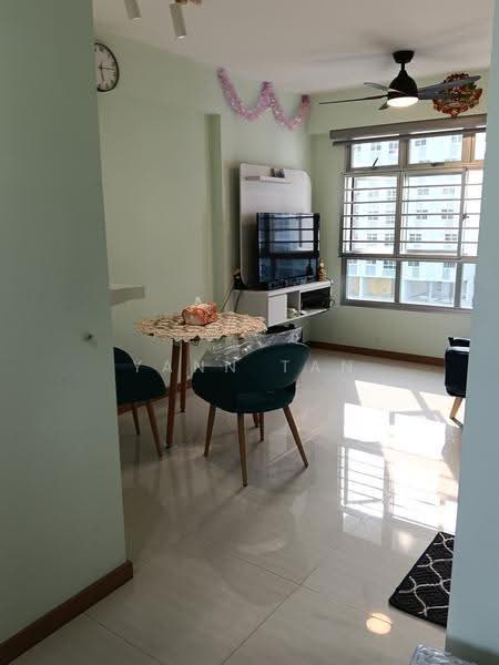 405B Northshore Drive, 405B Northshore Drive, 1 Bedroom, 505 sqft, HDB Flat For Rent, by Yann Tan, 500242249 - Living Room - PropertyGuru.com.sg