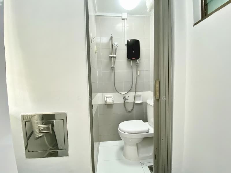 Orchid Park Condominium, 93 Yishun Street 81, 3 Bedrooms, 1,249 sqft, Condominium For Sale, by Jesseca Ong, 500242254 - PropertyGuru.com.sg