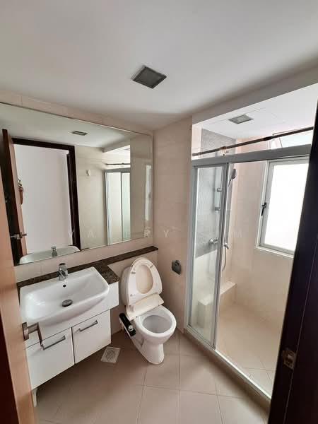 Meraprime, 301 Jalan Bukit Ho Swee, 3 Bedrooms, 1,173 sqft, Condominium For Sale, by Valery Sim, 500242266 - Bathroom - PropertyGuru.com.sg