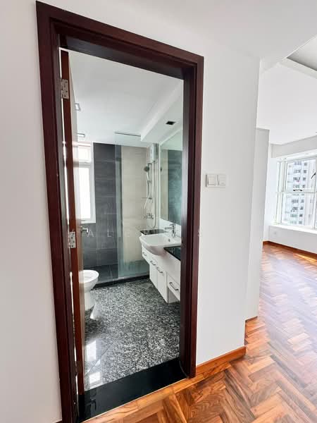 Meraprime, 301 Jalan Bukit Ho Swee, 3 Bedrooms, 1,173 sqft, Condominium For Sale, by Valery Sim, 500242266 - Bathroom - PropertyGuru.com.sg