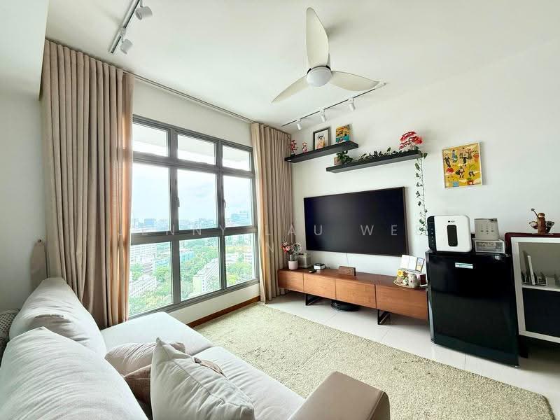 31 Margaret Drive, 31 Margaret Drive, Alexandra / Commonwealth, 2 Bedrooms, 667 sqft, HDB Flat For Sale, by Jenny Lau Wee Eng, 500242268 - Living Room - PropertyGuru.com.sg
