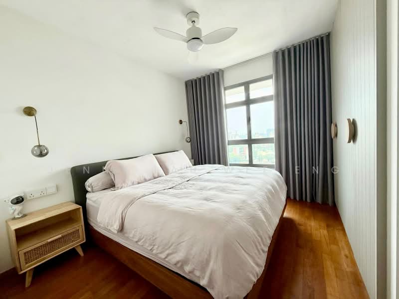 31 Margaret Drive, 31 Margaret Drive, Alexandra / Commonwealth, 2 Bedrooms, 667 sqft, HDB Flat For Sale, by Jenny Lau Wee Eng, 500242268 - Master Bedroom - PropertyGuru.com.sg