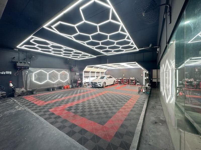 REVV, 1 Corporation Drive, 1,755 sqft, Factory / Workshop (B2) For Sale, by Bryan Pang, 500242269 - CommercialGuru.com.sg