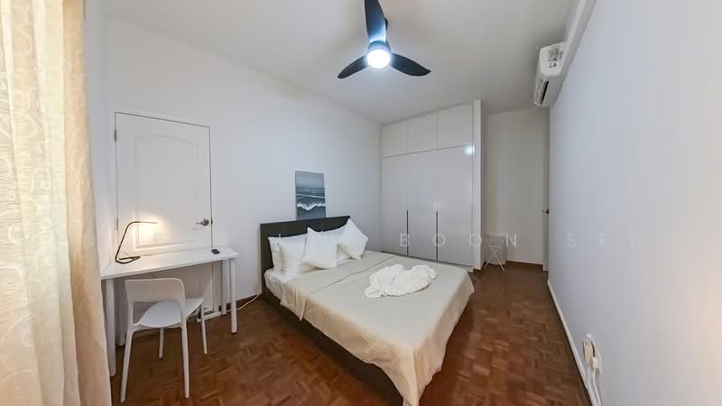 Ridgewood Condominium, 15 Mount Sinai Rise, Room Rental, 100 sqft, Condominium For Rent, by Vincent Lim Boon Seng, 500242275 - CQR 8 - PropertyGuru.com.sg