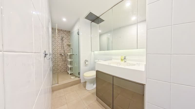 Ridgewood Condominium, 15 Mount Sinai Rise, Room Rental, 100 sqft, Condominium For Rent, by Vincent Lim Boon Seng, 500242275 - Common Bathroom - PropertyGuru.com.sg