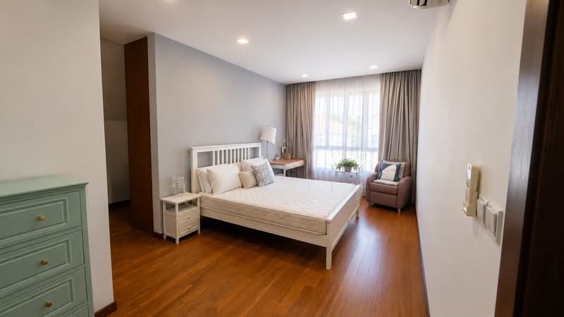 Mount Sinai/ Holland Grove, Mount Sinai/ Holland Grove, 5 Bedrooms, 7,500 sqft, Semi-Detached House For Sale, by Lynn Lim, 500242278 - PropertyGuru.com.sg