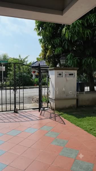 Villa Verde, Verde Crescent, Dairy Farm / Bukit Panjang / Choa Chu Kang, Room Rental, 180 sqft, Terraced House For Rent, by Joshua Lawrence Che, 500242284 - Gate - PropertyGuru.com.sg