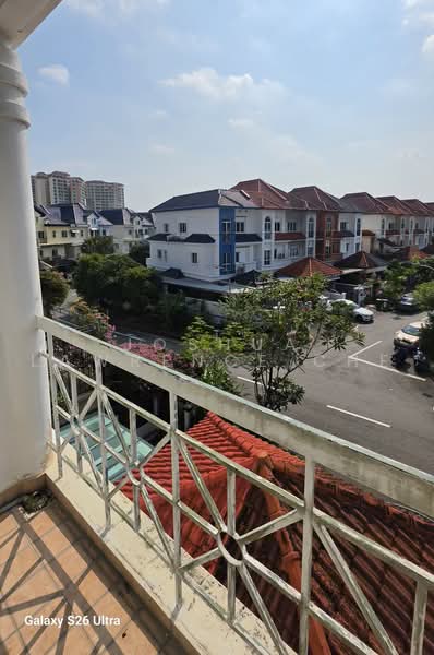 Villa Verde, Verde Crescent, Dairy Farm / Bukit Panjang / Choa Chu Kang, Room Rental, 180 sqft, Terraced House For Rent, by Joshua Lawrence Che, 500242284 - Bedroom Balcony - PropertyGuru.com.sg