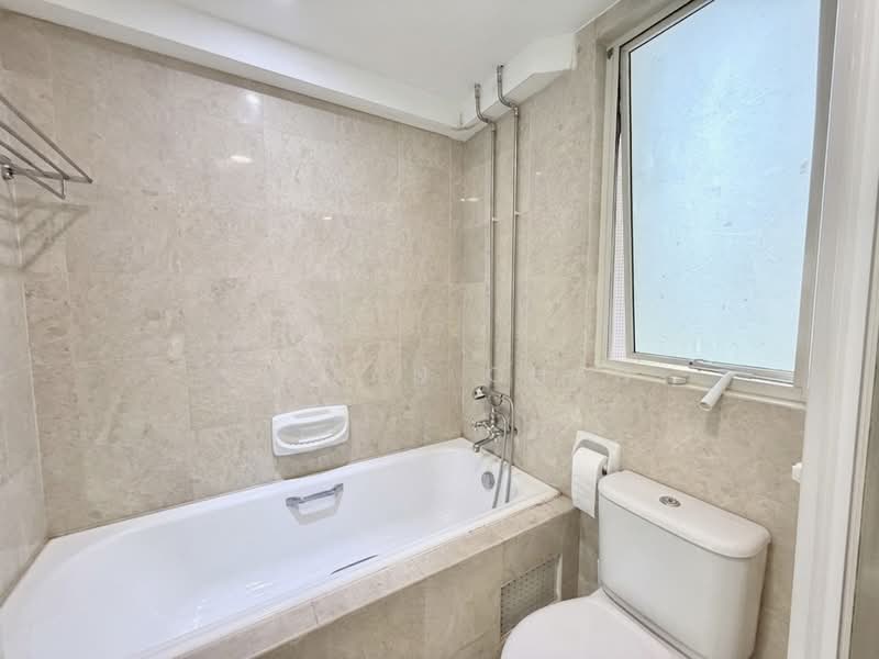 Burlington Square, 175 Bencoolen Street, 2 Bedrooms, 840 sqft, Apartment For Sale, by VIVIAN Chan, 500242290 - PropertyGuru.com.sg