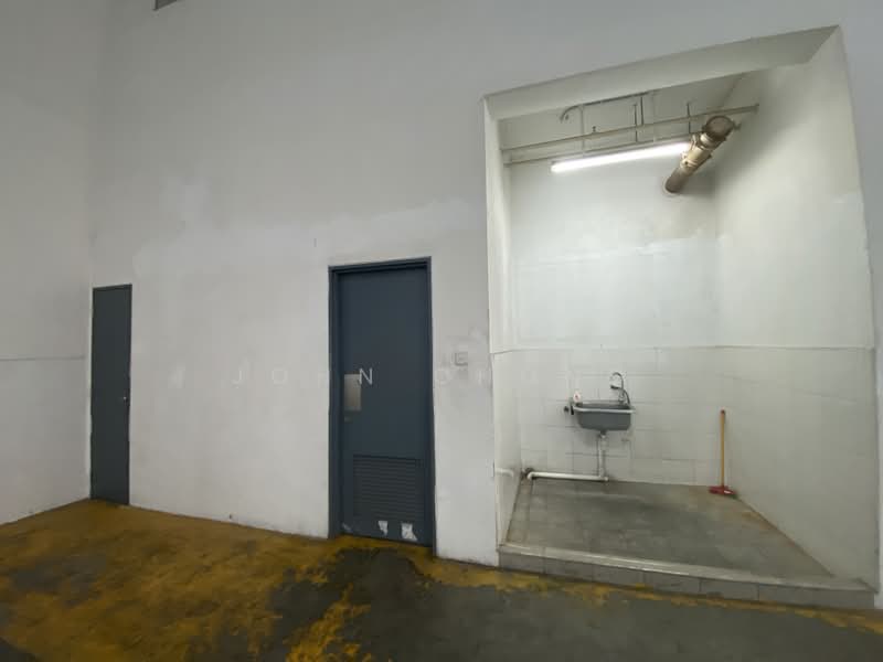 Ramp-Up B2 Factory at Loyang. One call to view multiple units!, Loyang Crescent, Changi Airport / Changi Village, 11,925 sqft, Factory / Workshop (B2) For Rent, by John Chong, 500242294 - Interior - CommercialGuru.com.sg
