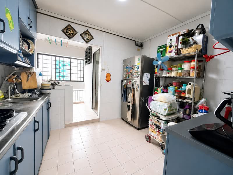 546 Serangoon North Avenue 3, 546 Serangoon North Avenue 3, 3 Bedrooms, 1,076 sqft, HDB Flat For Sale, by Fadzlin MNoor, 500242295 - Kitchen - PropertyGuru.com.sg