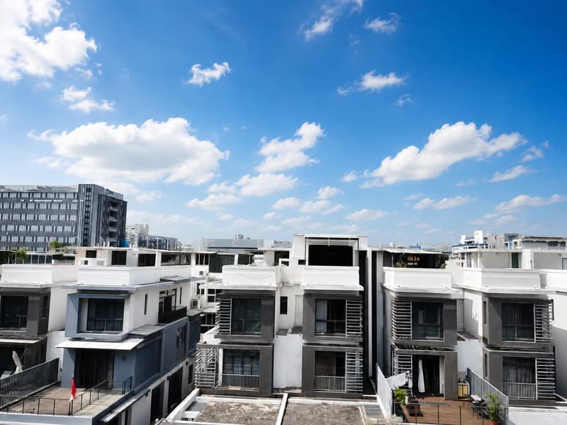 Luxus Hill Avenue, , 5 Bedrooms, 4,078 sqft, Terraced House For Rent, by Yong Chee Kien (CK), 500242306 - Exterior - PropertyGuru.com.sg