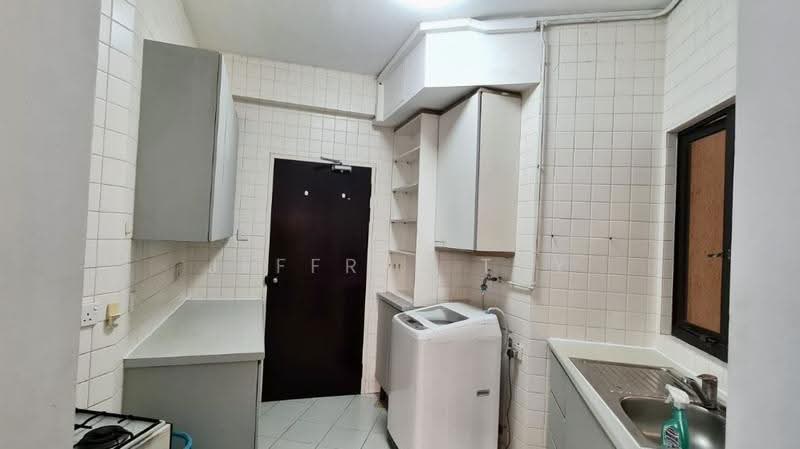 Bayshore Park, 50 Bayshore Road, Bedok / Upper East Coast, 2 Bedrooms, 800 sqft, Condominium For Rent, by Jeffrey Tay, 500242309 - Kitchen - PropertyGuru.com.sg