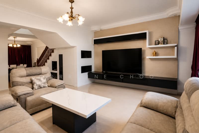 508 Hougang Avenue 10, 508 Hougang Avenue 10, 4 Bedrooms, 1,572 sqft, HDB Flat For Sale, by Corraine Choo, 500242310 - Living Room - PropertyGuru.com.sg