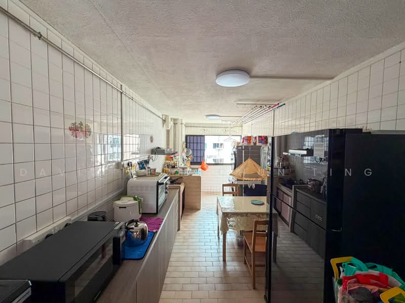 335 Woodlands Street 32, 335 Woodlands Street 32, Room Rental, 150 sqft, HDB Flat For Rent, by David Yeoh Chun Ting, 500242315 - Kitchen - PropertyGuru.com.sg