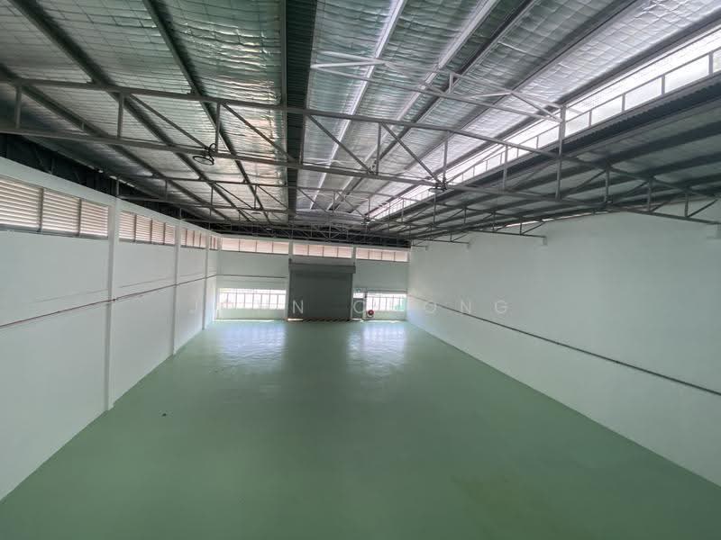 Terrace B2 Workshop w office at Loyang. One call to view multiple units!, Loyang Crescent, Changi Airport / Changi Village, 9,297 sqft, Factory / Workshop (B2) For Rent, by John Chong, 500242318 - Interior - CommercialGuru.com.sg
