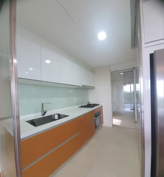 Silversea, , 3 Bedrooms, 1,590 sqft, Condominium For Sale, by Juvena Phung, 500242319 - Kitchen - PropertyGuru.com.sg