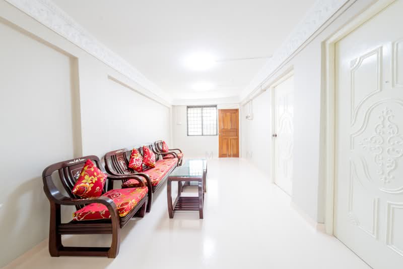 21 Chai Chee Road, 21 Chai Chee Road, 3 Bedrooms, 700 sqft, HDB Flat For Sale, by Kai Mun, 500242322 - Corridor - PropertyGuru.com.sg