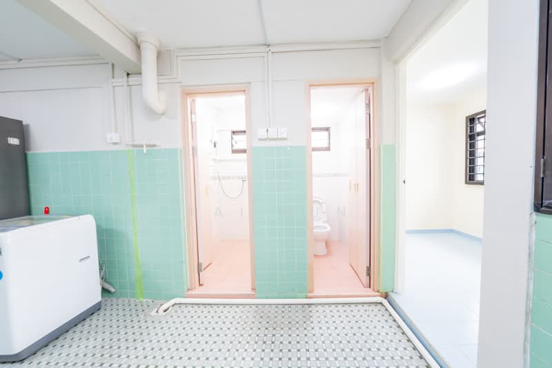 21 Chai Chee Road, 21 Chai Chee Road, 3 Bedrooms, 700 sqft, HDB Flat For Sale, by Kai Mun, 500242322 - Bathroom - PropertyGuru.com.sg