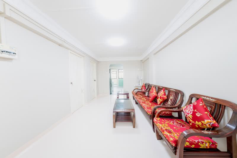 21 Chai Chee Road, 21 Chai Chee Road, 3 Bedrooms, 700 sqft, HDB Flat For Sale, by Kai Mun, 500242322 - Living Room - PropertyGuru.com.sg