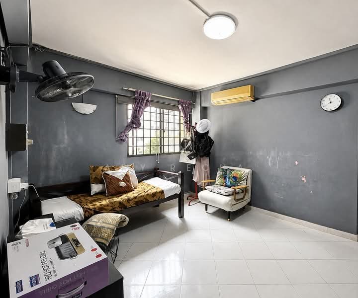 686 Hougang Street 61, 686 Hougang Street 61, Hougang / Punggol / Sengkang, 3 Bedrooms, 936 sqft, HDB Flat For Sale, by Amy Recha, 500242325 - Bedroom - PropertyGuru.com.sg