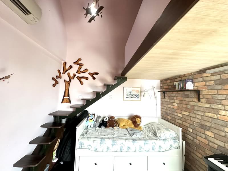 Varsity Park Condominium, 22 West Coast Road, 3 Bedrooms, 2,271 sqft, Condominium For Sale, by Louis Tay, 500242331 - PropertyGuru.com.sg