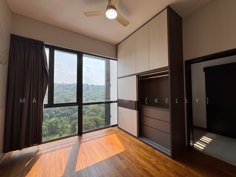 The Hillier, 6 Hillview Rise, 2 Bedrooms, 840 sqft, Condominium For Rent, by Mak Lai Kam (Kelly), 500242336 - Master Bedroom - PropertyGuru.com.sg