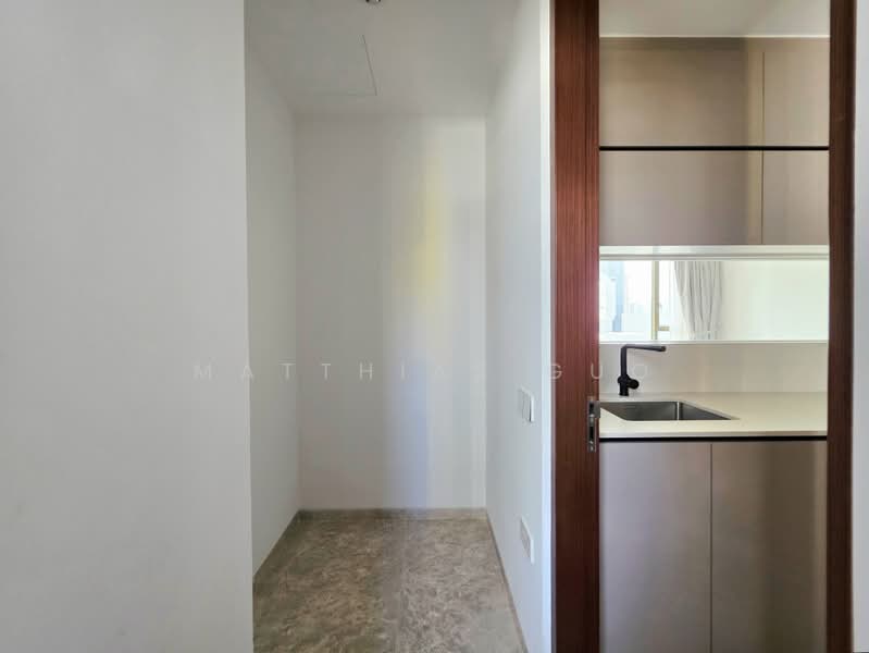 33 Devonshire, 33 Devonshire Road, 3 Bedrooms, 1,342 sqft, Apartment For Rent, by Matthias Guo, 500242338 - Kitchen - PropertyGuru.com.sg