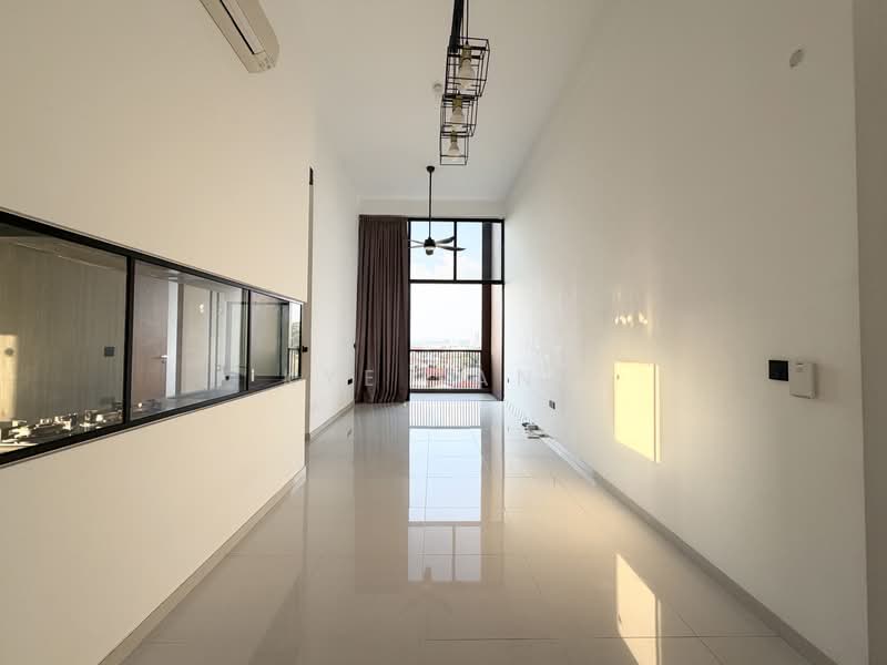 Kandis Residence, 2 Kandis Link, 4 Bedrooms, 1,034 sqft, Condominium For Sale, by Kye Tang, 500242339 - Living Room - PropertyGuru.com.sg