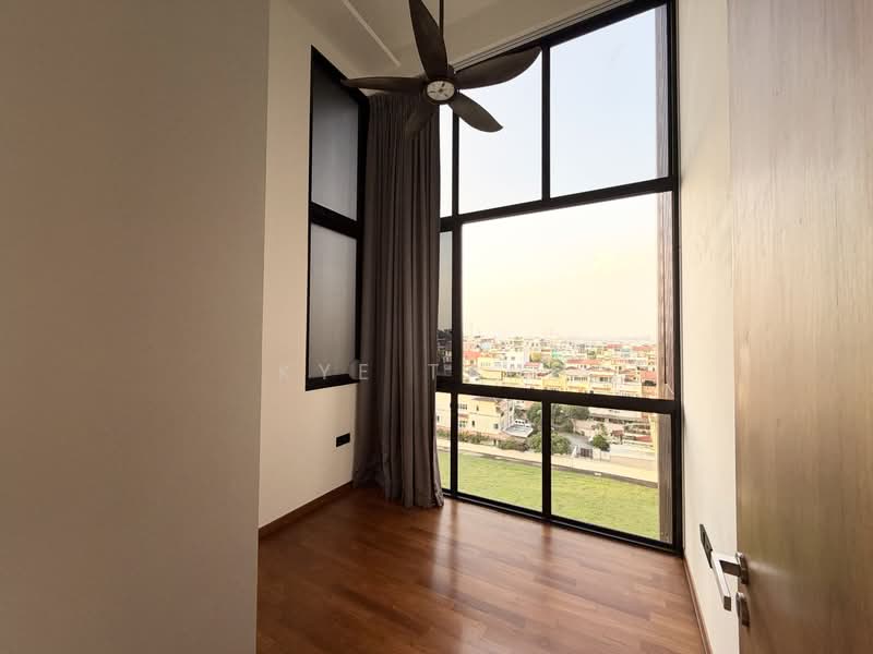 Kandis Residence, 2 Kandis Link, 4 Bedrooms, 1,034 sqft, Condominium For Sale, by Kye Tang, 500242339 - Bedroom 1 - PropertyGuru.com.sg
