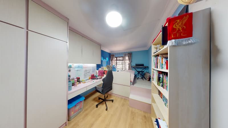 185 Pasir Ris Street 11, 185 Pasir Ris Street 11, Pasir Ris / Tampines, 3 Bedrooms, 1,507 sqft, HDB Flat For Sale, by Bryan Cheow, 500242340 - Study - PropertyGuru.com.sg