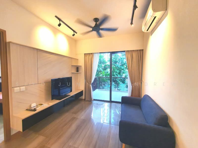 Lakeville, 9 Jurong Lake Link, 2 Bedrooms, 732 sqft, Condominium For Rent, by Siyo Jun Jie Andrew, 500242343 - Living Room - PropertyGuru.com.sg