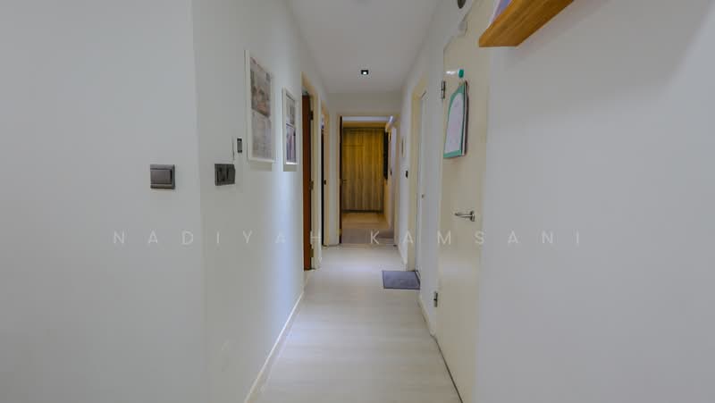 547A Segar Road, 547A Segar Road, Dairy Farm / Bukit Panjang / Choa Chu Kang, 3 Bedrooms, 1,206 sqft, HDB Flat For Sale, by Nadiyah Kamsani, 500242344 - Privacy walkway to the rooms - PropertyGuru.com.sg