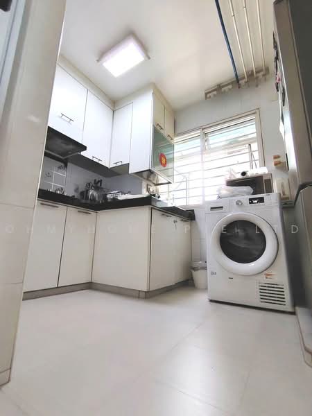 2A Upper Boon Keng Road, 2A Upper Boon Keng Road, 3 Bedrooms, 914 sqft, HDB Flat For Sale, by NOEL PHOON, 500242348 - Kitchen - PropertyGuru.com.sg