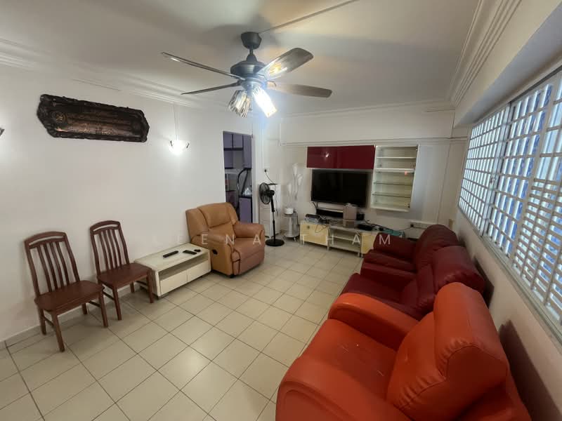 404 Yishun Avenue 6, 404 Yishun Avenue 6, Sembawang / Yishun, 3 Bedrooms, 904 sqft, HDB Flat For Sale, by Leena Tham, 500242356 - Living Room - PropertyGuru.com.sg