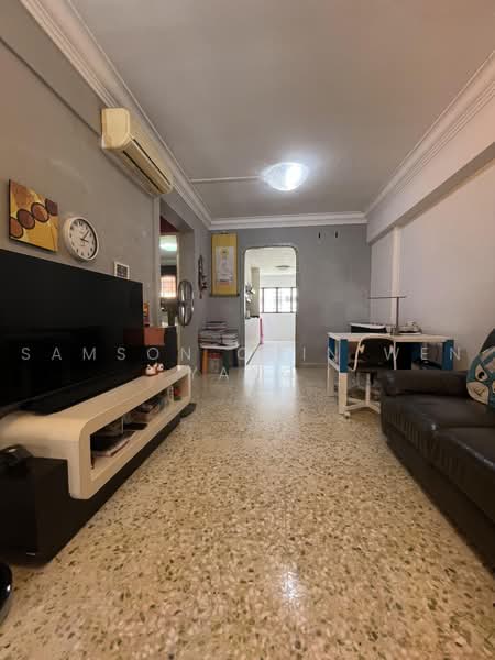 124 Ang Mo Kio Avenue 6, 124 Ang Mo Kio Avenue 6, 2 Bedrooms, 721 sqft, HDB Flat For Sale, by Samson Chin Wen Yang, 500242362 - Living Room - PropertyGuru.com.sg