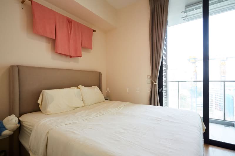 Fulcrum, 33 Fort Road, 2 Bedrooms, 829 sqft, Condominium For Sale, by Diana Teow, 500242364 - Bedroom - PropertyGuru.com.sg