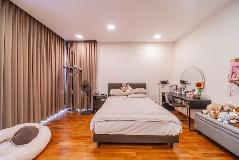 Serangoon Garden Spacious Semi D, Hougang / Punggol / Sengkang, 6 Bedrooms, 4,580 sqft, Semi-Detached House For Sale, by Vincent Tay, 500242368 - Bedroom - PropertyGuru.com.sg