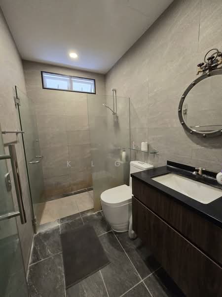 LANDED7772@FREEHOLD CORNER TERRACE NEAR NEX, 1KM TO GOOD SCHOOLS, Tai Keng, Paya Lebar, Lorong Ah Soo, 4 Bedrooms, 2,500 sqft, Corner Terrace For Sale, by K L Goh, 500242383 - Bathroom - PropertyGuru.com.sg