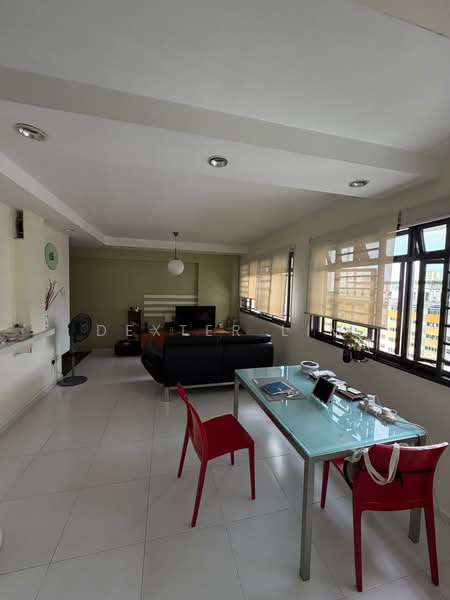 118D Jalan Membina, 118D Jalan Membina, 3 Bedrooms, 990 sqft, HDB Flat For Rent, by Dexter Lim, 500242396 - Living Room - PropertyGuru.com.sg