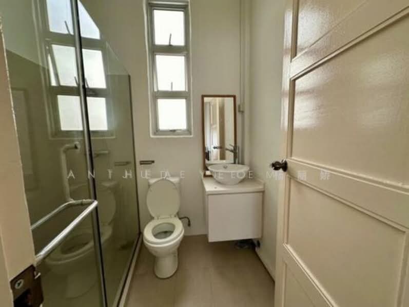 417B River Valley, River valley road, 3 Bedrooms, 1,153 sqft, Walk-up Apartment For Sale, by Jude Teem, 500242407 - Bathroom - PropertyGuru.com.sg