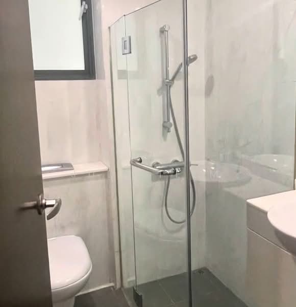 Watermark Robertson Quay, 3 Rodyk Street, 3 Bedrooms, 2,056 sqft, Apartment For Sale, by Jude Teem, 500242422 - Bathroom - PropertyGuru.com.sg