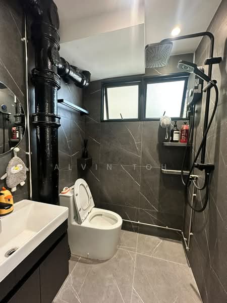 141 Jalan Bukit Merah, 141 Jalan Bukit Merah, Alexandra / Commonwealth, Room Rental, 100 sqft, HDB Flat For Rent, by Alvin Toh, 500242424 - Bathroom - PropertyGuru.com.sg