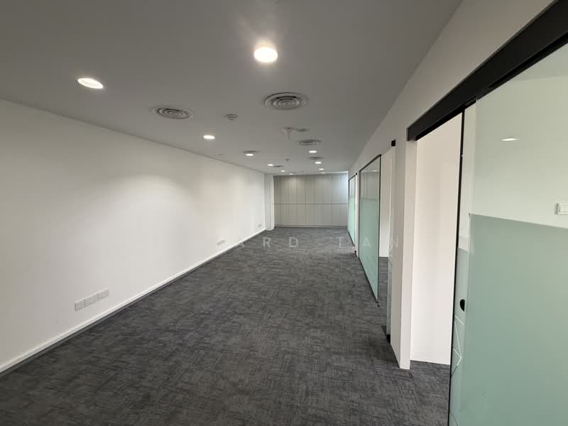 Peninsula Plaza, 111 North Bridge Road, 990 sqft, Office For Rent, by Edward Tan, 500242427 - Interior - CommercialGuru.com.sg