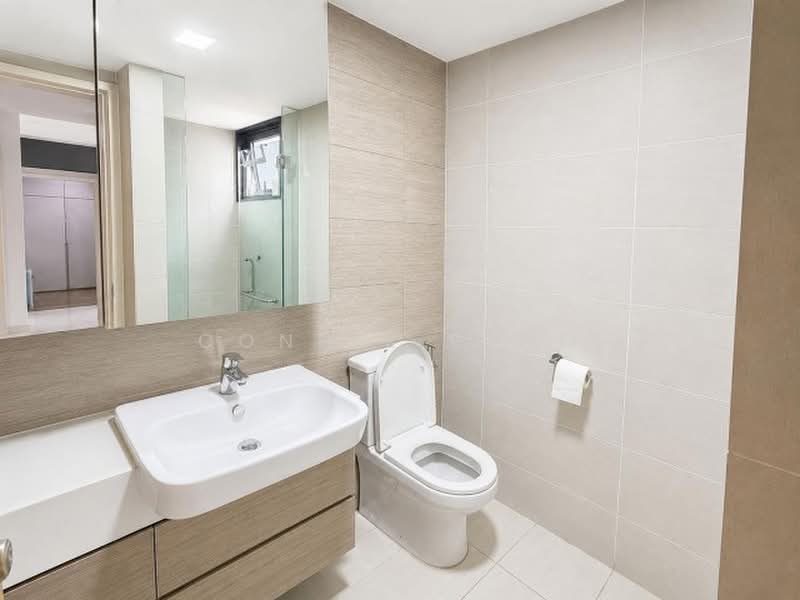 The Lakefront Residences, 46 Lakeside Drive, 2 Bedrooms, 990 sqft, Condominium For Sale, by Connie Fung, 500242434 - PropertyGuru.com.sg