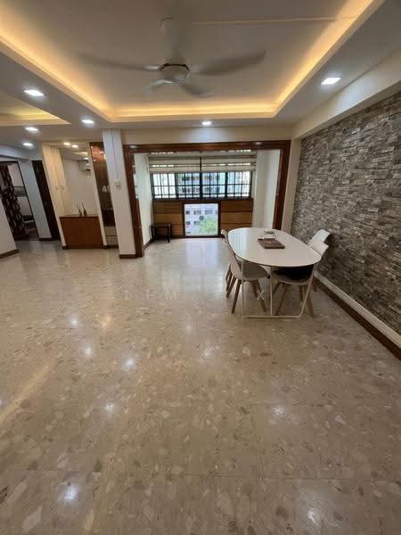 955 Hougang Avenue 9, 955 Hougang Avenue 9, Hougang / Punggol / Sengkang, 3 Bedrooms, 1,249 sqft, HDB Flat For Sale, by Lim Y X, 500242436 - Living Room - PropertyGuru.com.sg
