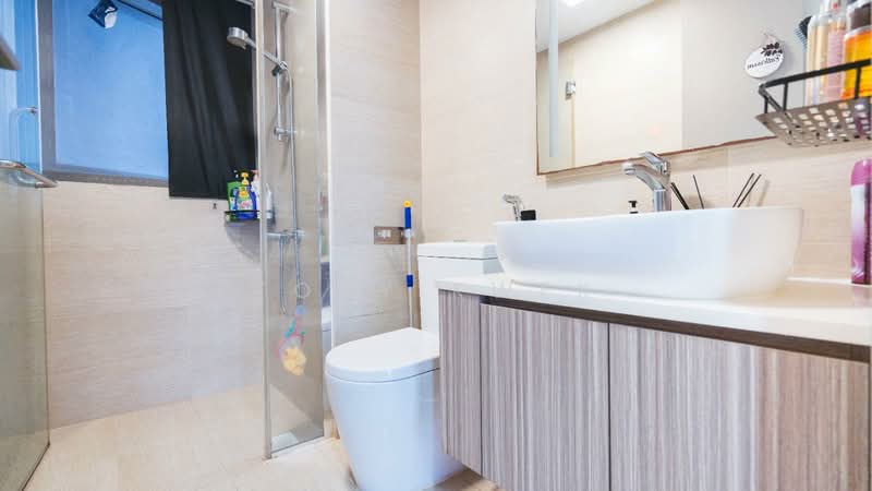Northwave EC, 111 Woodlands View, 2 Bedrooms, 667 sqft, Condominium For Rent, by Tony Kwek, 500242437 - Bathroom - PropertyGuru.com.sg