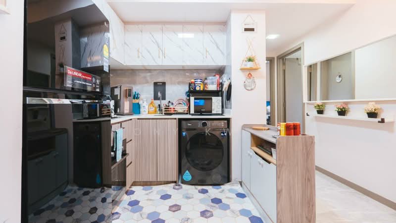 Northwave EC, 111 Woodlands View, 2 Bedrooms, 667 sqft, Condominium For Rent, by Tony Kwek, 500242437 - Kitchen - PropertyGuru.com.sg
