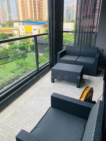Martin Modern, 10 Martin Place, 3 Bedrooms, 1,421 sqft, Apartment For Sale, by Anthea Yeo 杨丽娇, 500242456 - Balcony - PropertyGuru.com.sg